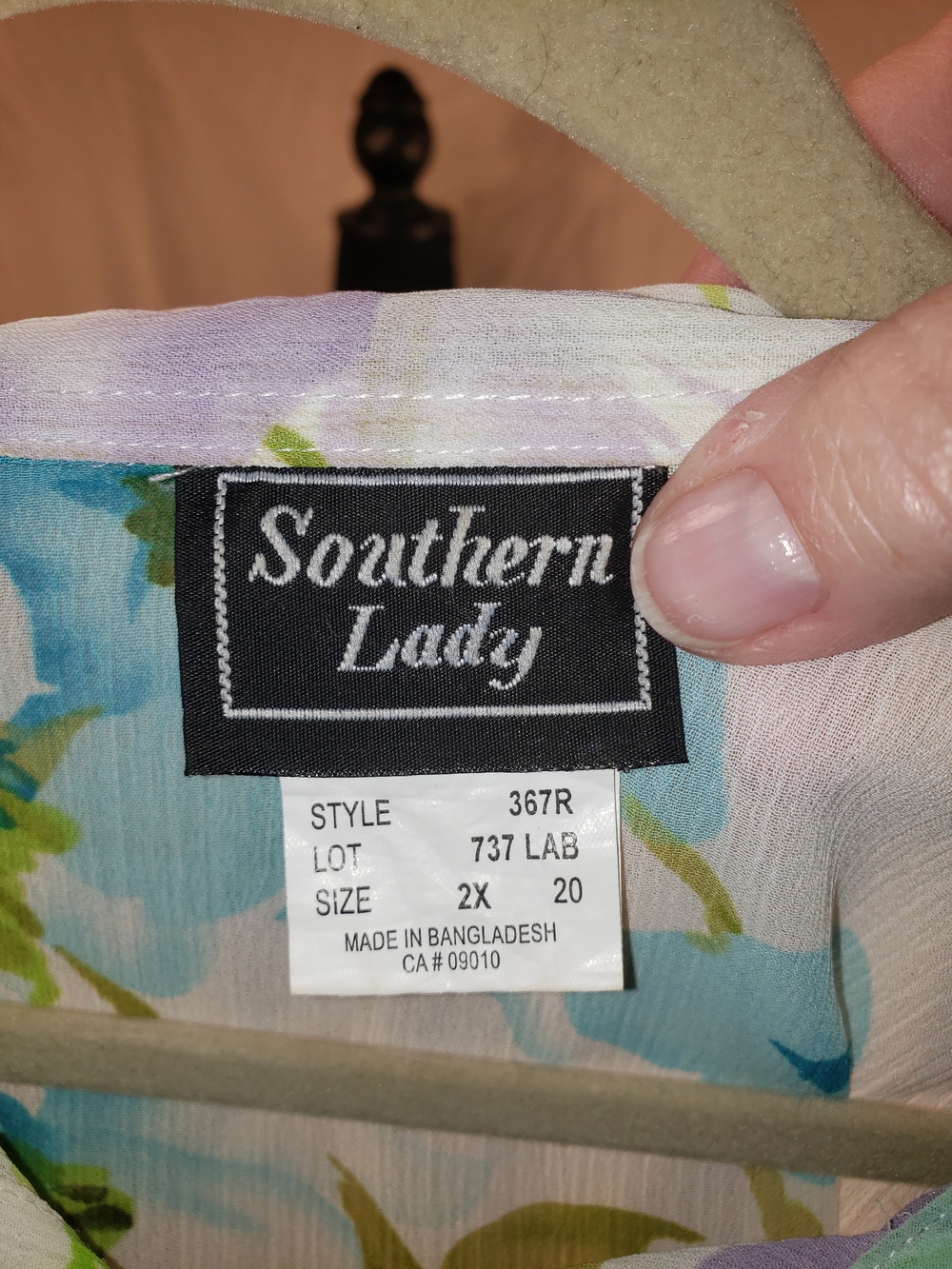Southern Lady Pastel Floral Button-Up Top in Lavender, Blue & Green - 2X - Picture 2 of 4